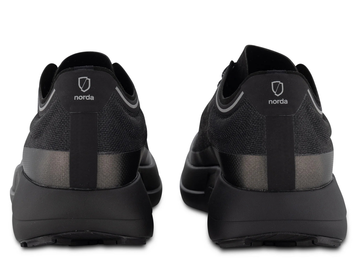 NORDA 005 | UNISEX | Stealth Black