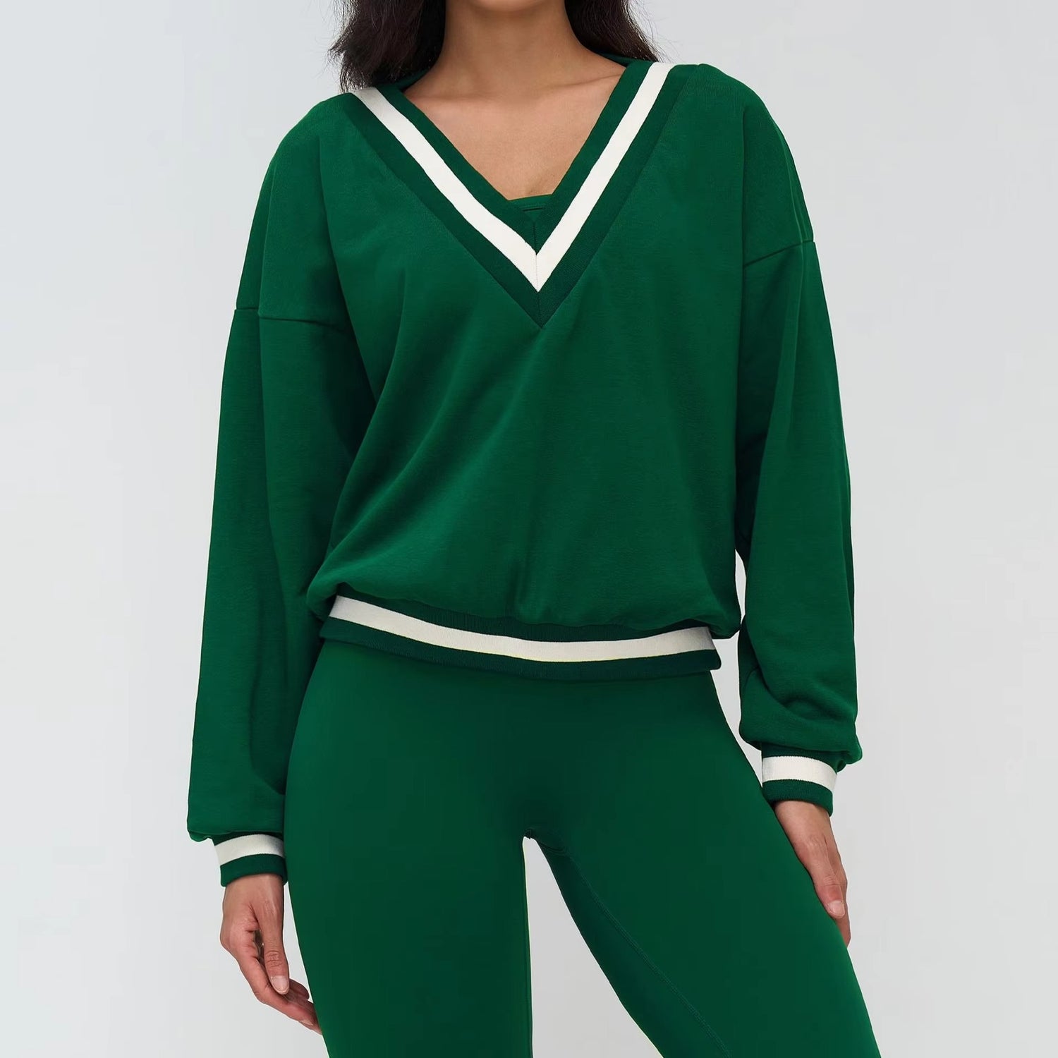 Vivia V-Neck Jumper